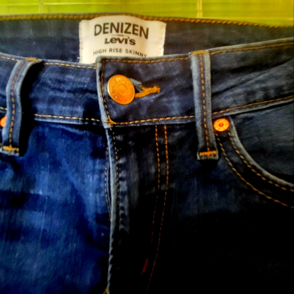 Levi Denizen High rise skinny jeans Size SIZE 2